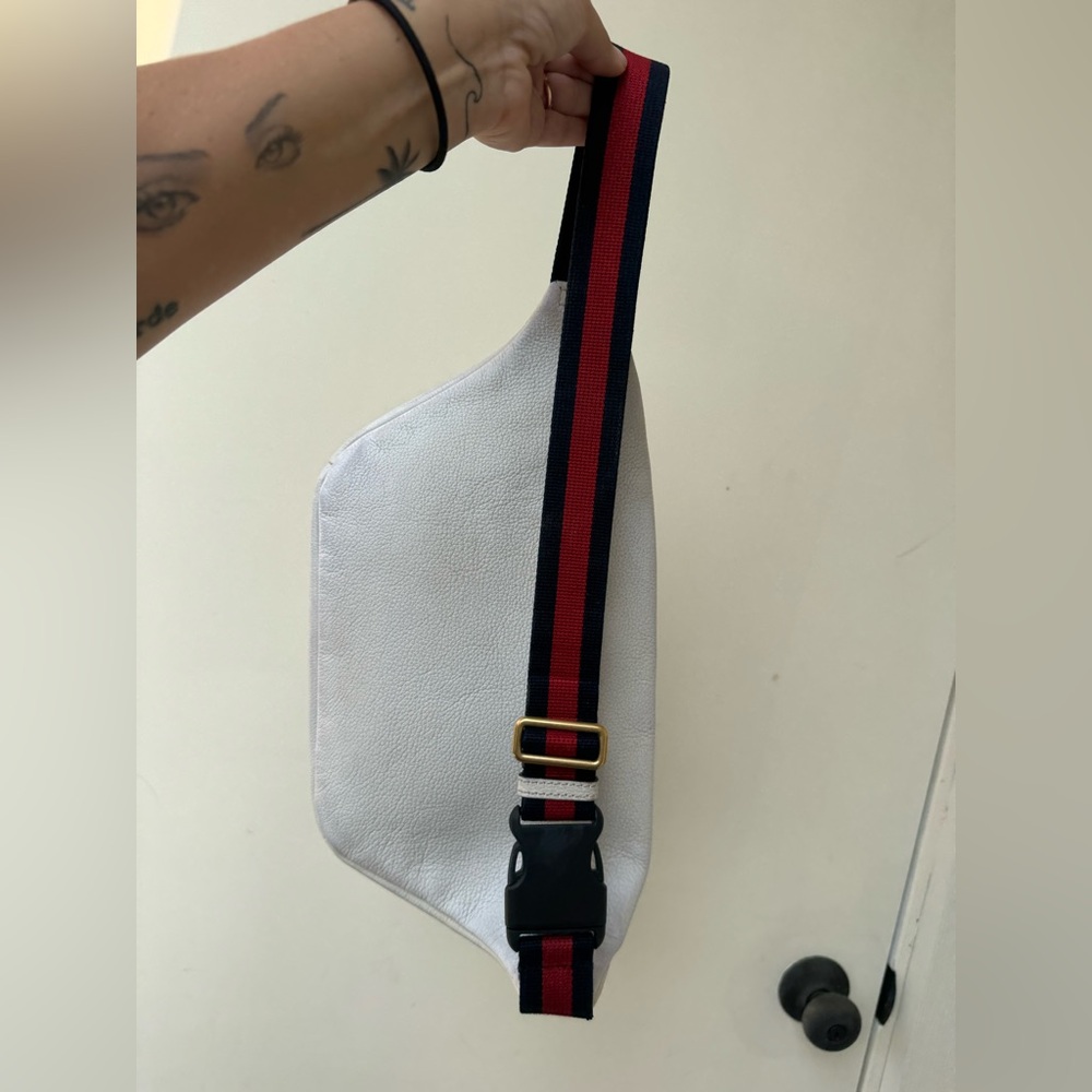 GUCCI FANNY PACK XL CROSSBODY - Picture 5 of 8
